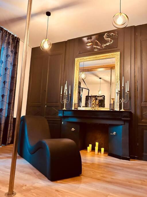 Love Room « L'Etreinte Doree » Illiers-Combray Екстериор снимка